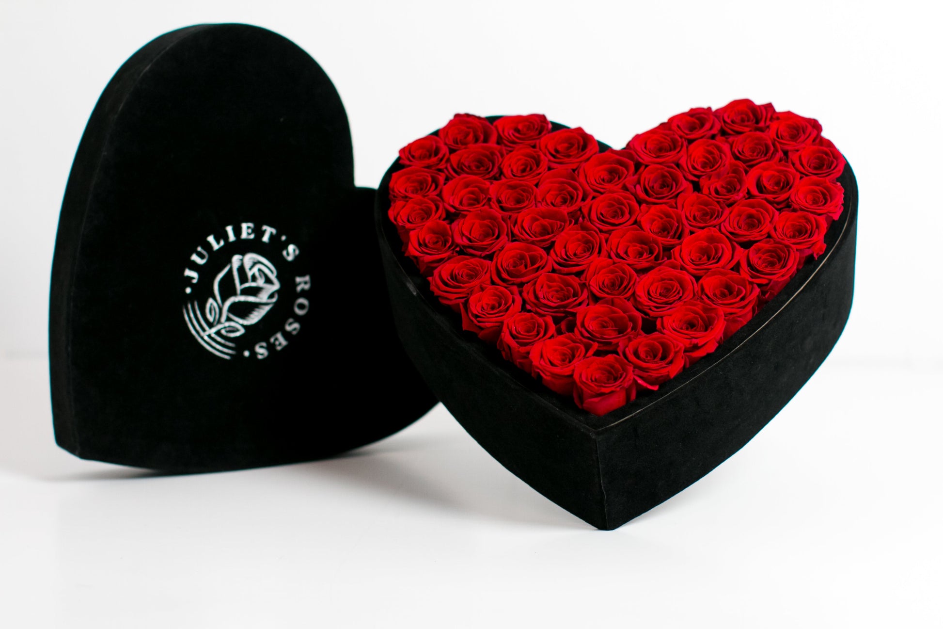 Black Velvet Heart - Juliet's Roses