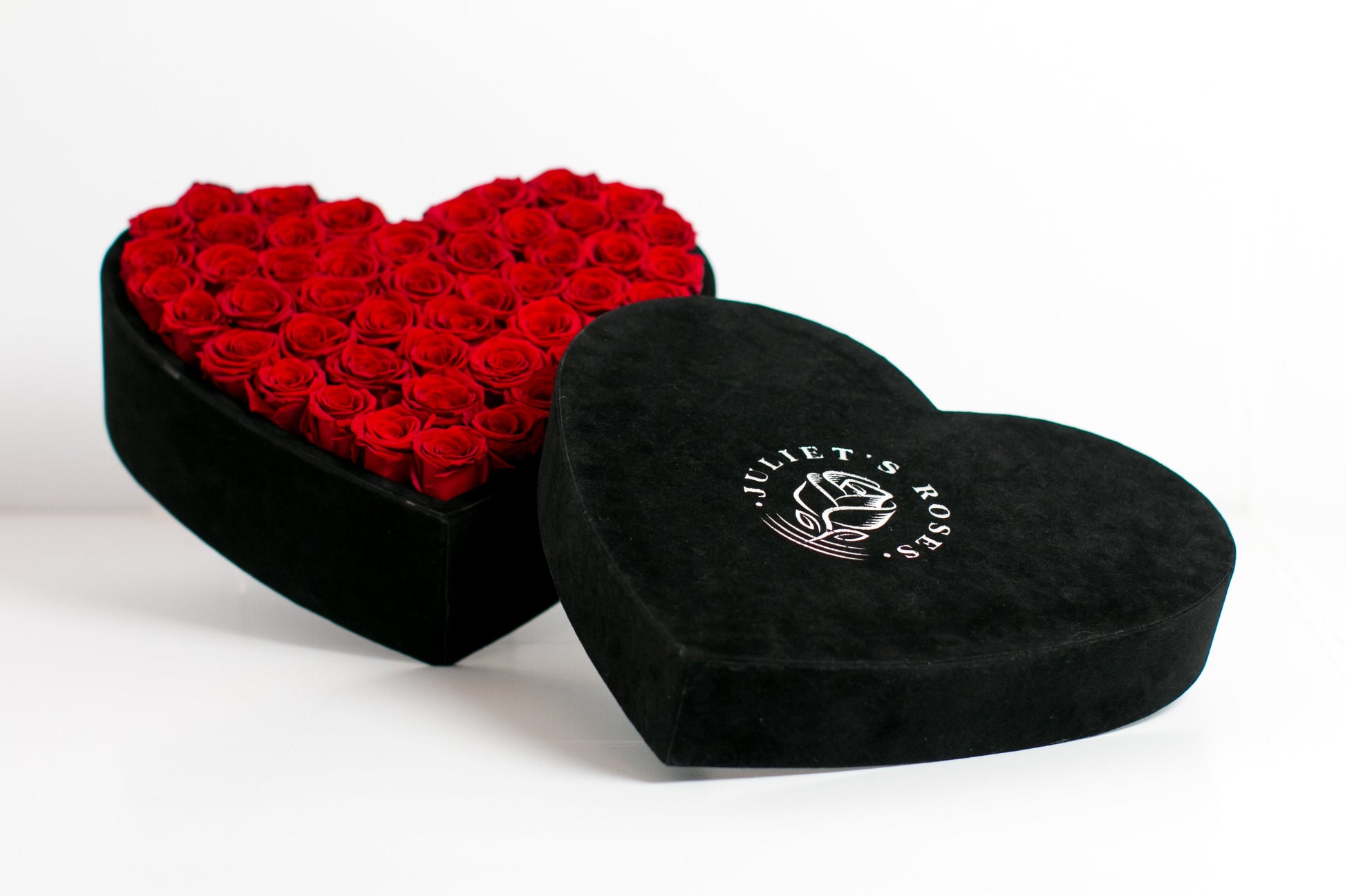 Black Velvet Heart - Juliet's Roses