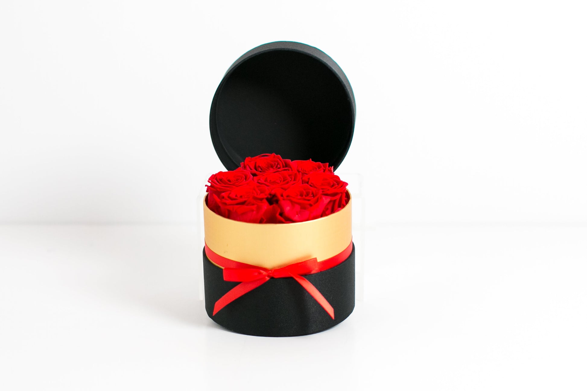Classic Red Round - Juliet's Roses