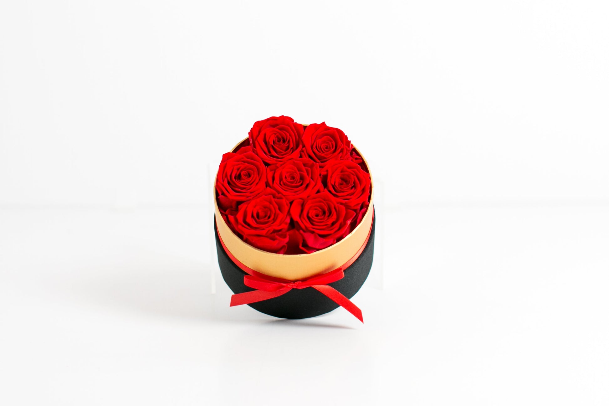 Classic Red Round - Juliet's Roses